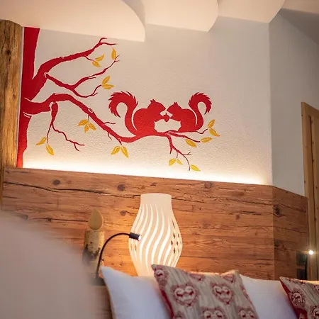 Chalet Snowflake Apartment